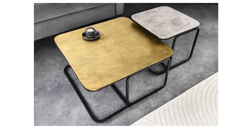 Lot de 2 tables basses gigognes METRIX carrées dorée et argentée – Tables basses design empilables en métal