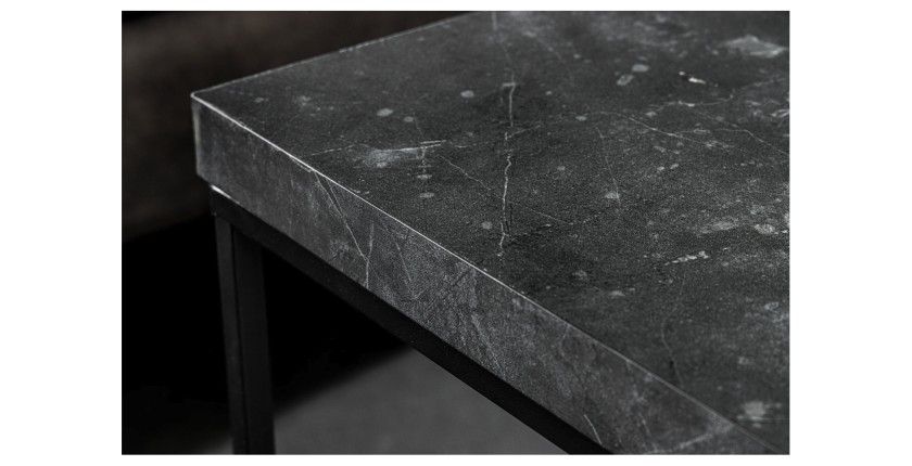 Zoom la tranche du plateau de la table basse ABITTA anthracite