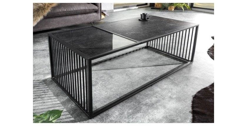 Table basse rectangulaire noir avec plateau partiellement en verre trempé ABITTA mise en situation