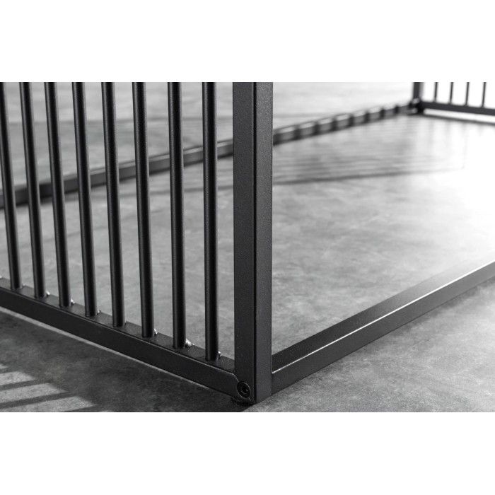 Zoom sur les pieds de la table basse rectangulaire noir avec plateau partiellement en verre trempé ABITTA