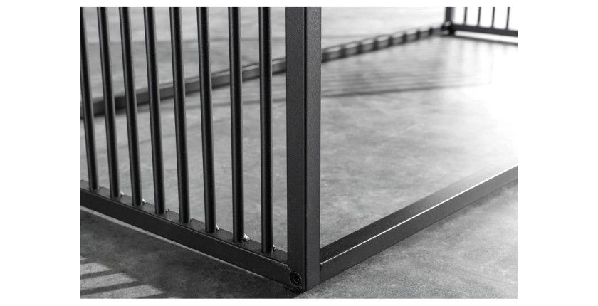 Zoom sur les pieds de la table basse rectangulaire noir avec plateau partiellement en verre trempé ABITTA