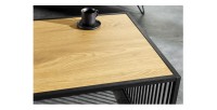 Zoom sur le plateau en bois de la table basse rectangulaire bois et verre trempé ABITTA