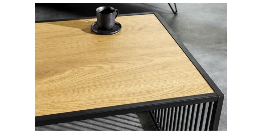 Zoom sur le plateau en bois de la table basse rectangulaire bois et verre trempé ABITTA