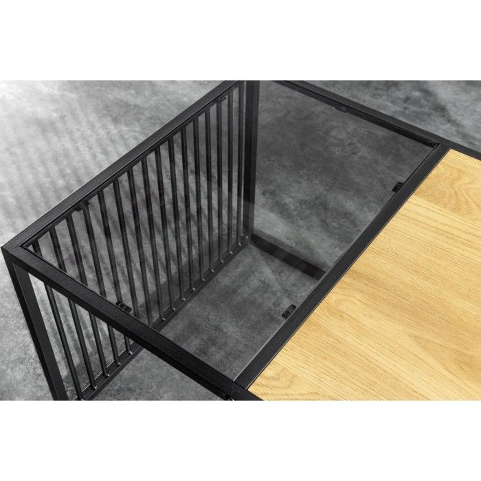 Zoom sur le plateau en verre trempé de la table basse rectangulaire bois et verre trempé ABITTA