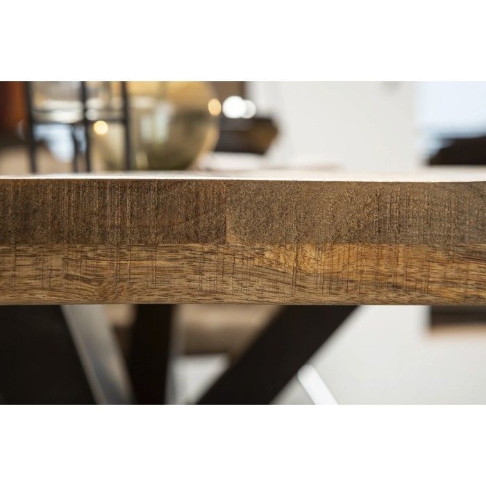 Tavolo da pranzo SOLARA 200 cm – Piano in legno massiccio e metallo nero