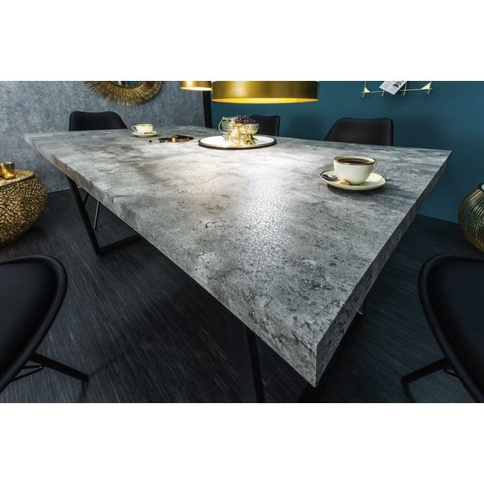 Eettafel MERAX 160 cm - Grijs betoneffect blad en zwart metalen frame