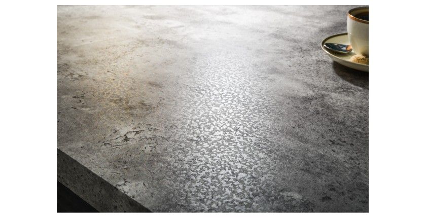 Zoom sur le plateau de la table MERAX rectangulaire 160cm grise