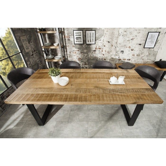 Eettafel LODEN 160 cm - Blad van massief mangohout en zwarte metalen poten