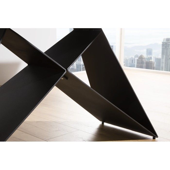 Zoom sur les pieds de la table ATARA rectangulaire 180cm extensible jusqu'à 260cm gris foncé