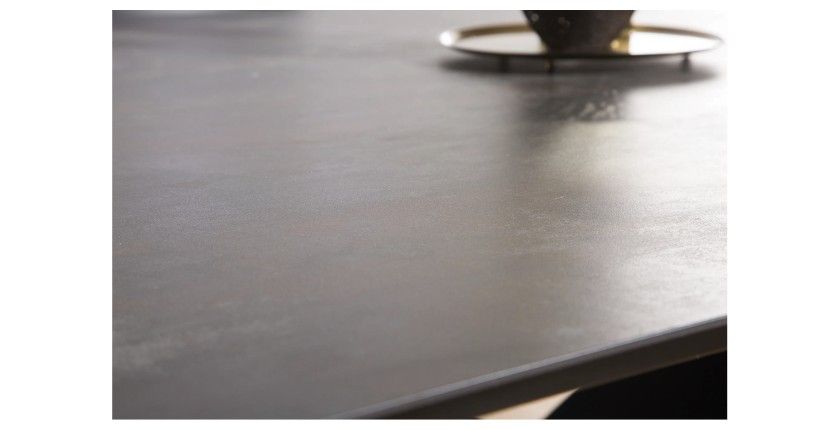 Zoom sur le plateau de la table ATARA rectangulaire 180cm extensible jusqu'à 260cm gris foncé