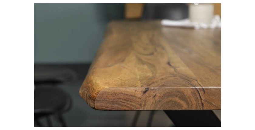 Zoom sur le coin de la table ARKAYA rectangulaire 180cm