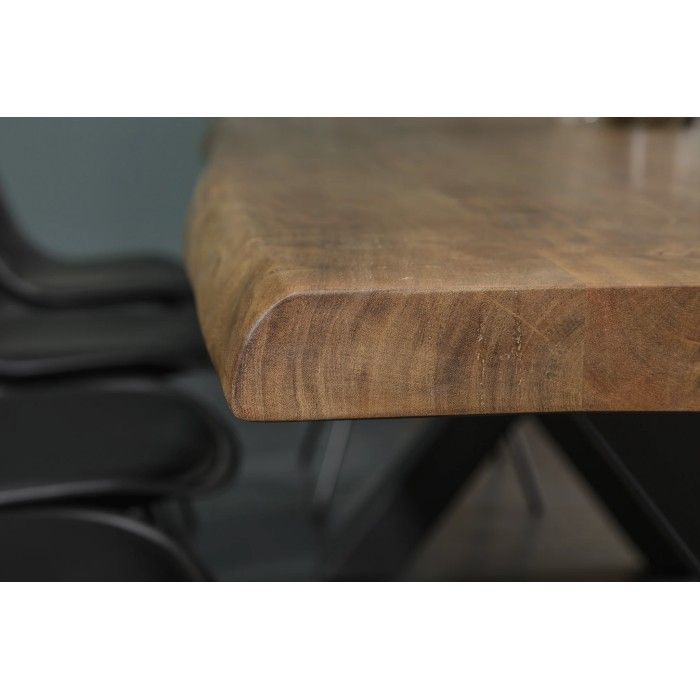 Mesa de comedor ARKAYA 240 cm – Tablero de madera maciza de acacia barnizada y patas de metal negro en X