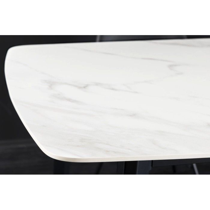 Eettafel HEXA 180 cm - Blad van keramiek met wit marmer effect en structuur van zwart metaal
