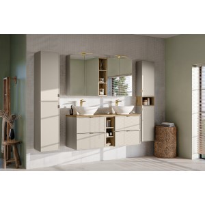 Colonne de rangement BRAZZA composé de deux meubles de rangement cachemire et d'une niche ouverte aspect bois mise en situation