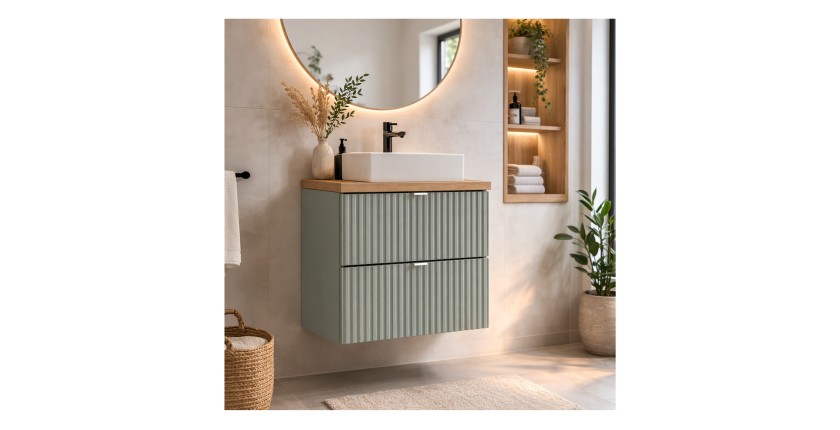 Ensemble ELVINA 50cm : meuble sous vasque vert sauge gris et plan pour vasque aspect bois mis en situation