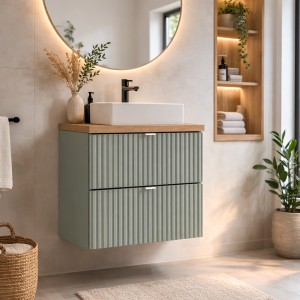 Ensemble ELVINA 50cm : meuble sous vasque vert sauge gris et plan pour vasque aspect bois mis en situation