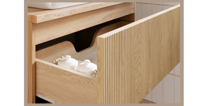 Zoom sur l’ouverture du meuble sous vasque 80cm NATURA mis en situation