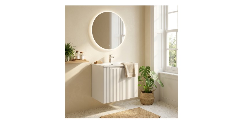 Ensemble VANO 50cm blanc alpin : meuble sous vasque à placards et vasque encastrée mis en situation