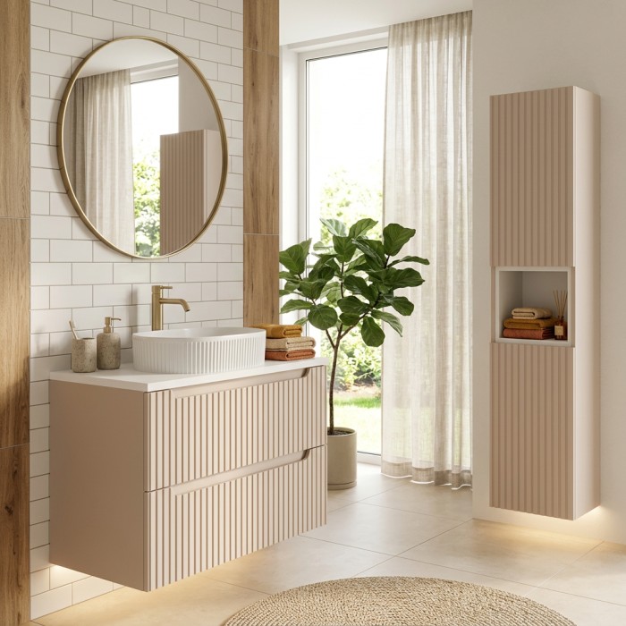 Ensemble VANO cachemire et blanc 110cm : meuble sous vasque, vasque à poser rainurée et colonne mis en situation