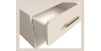 Lot de 2 tables de chevet AMALIE – 1 tiroir – Coloris beige – Poignées dorées – Design arrondi
