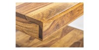 Zoom sur le coin de la table basse carrée GRADI 45cm