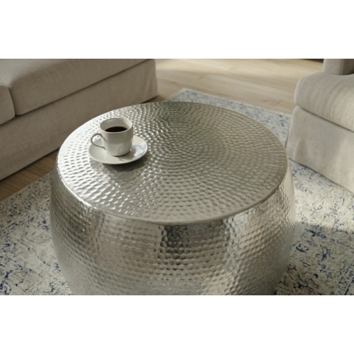 Lage tafel TRIANE 60 cm in zilver aluminium - Ronde lage tafel met gehamerd effect