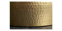 Zoom sur le plateau de la table basse dorée TRIANE ronde 60cm