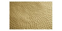 Zoom sur la texture de la table basse dorée TRIANE ronde 60cm