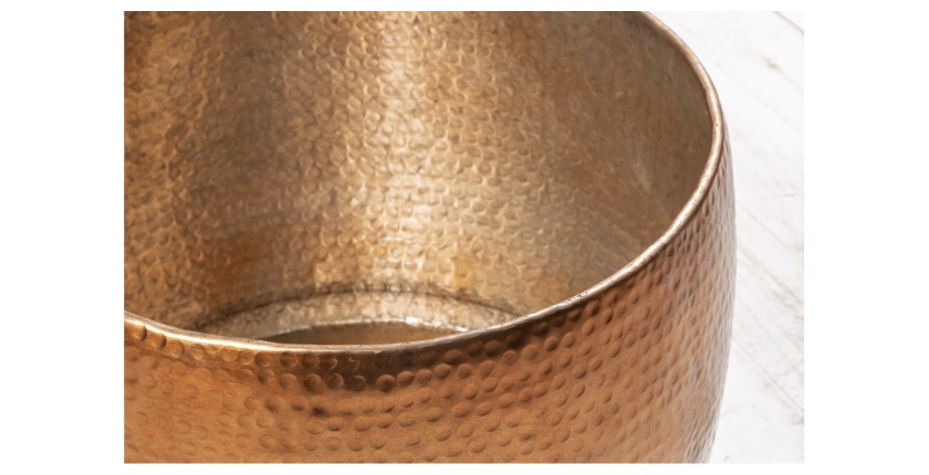 Zoom sur le dessous de la table basse ronde TRIANE bronze 60cm
