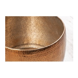 Zoom sur le dessous de la table basse ronde TRIANE bronze 60cm
