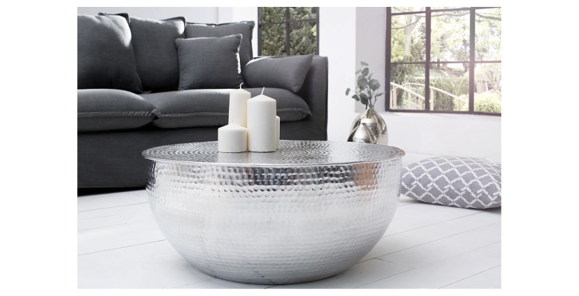 Table basse TRIANE ronde 60cm argentée mise en situation