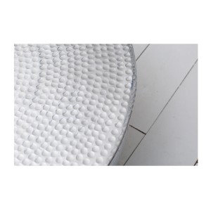 Zoom sur le plateau de la table basse TRIANE ronde 60cm argentée