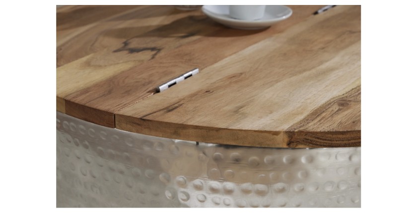 Zoom sur le plateau de la table basse TRIANE argentée et bois 60cm