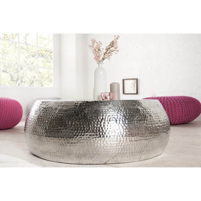 Beistelltisch TRIANE silbern 80 cm – Gehämmertes Aluminium in glänzendem Design