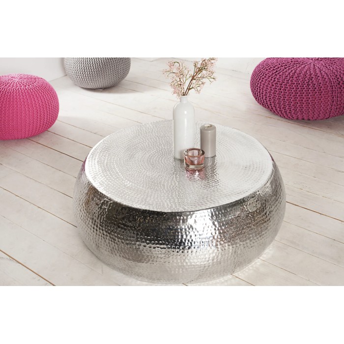 Beistelltisch TRIANE silbern 80 cm – Gehämmertes Aluminium in glänzendem Design