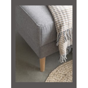 Canapé d’angle convertible HASGARD 3 places gris 248x162 cm – coffre et pieds bois