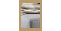 Canapé d’angle convertible HASGARD 3 places gris 248x162 cm – coffre et pieds bois