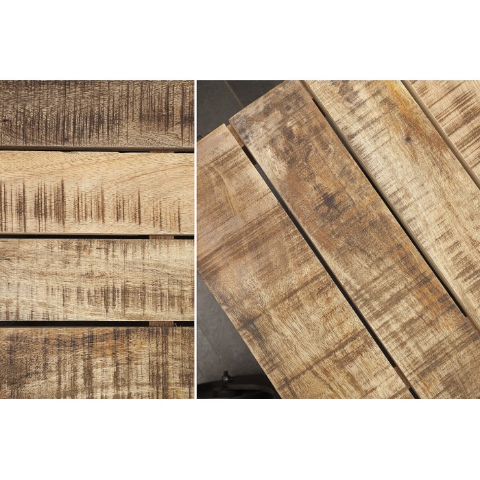 Zoom sur les planches de la table basse RAIL en bois et métal style industriel