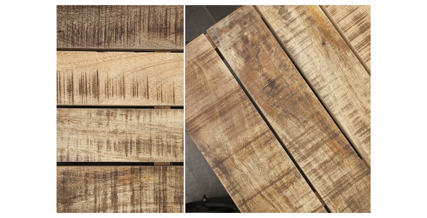 Zoom sur les planches de la table basse RAIL en bois et métal style industriel