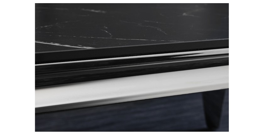 Zoom sur la tranche de la table basse VELENA avec plateau effet marbre noir