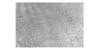 Zoom sur la texture d'un des plateaux des tables basses gigognes argentées VORTEX
