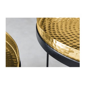 Zoom sur les tranches des plateaux des tables basses gigognes avec plateaux amovibles VORTEX
