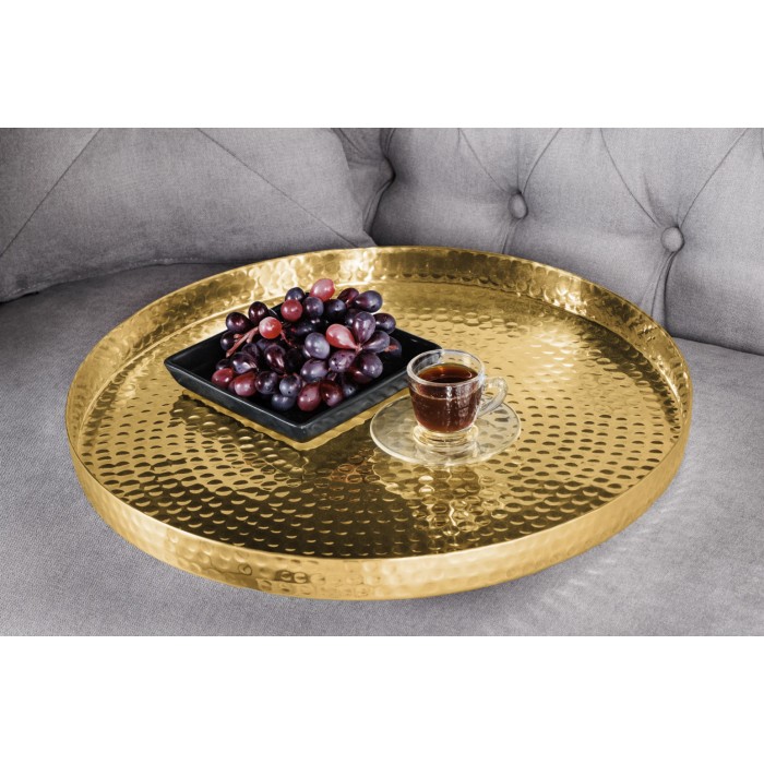 Zoom sur l'amovibilité des plateaux des tables basses gigognes avec plateaux amovibles VORTEX