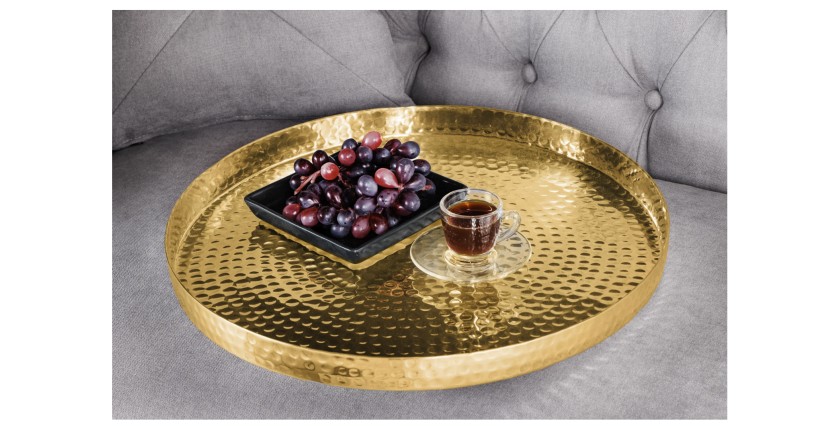 Zoom sur l'amovibilité des plateaux des tables basses gigognes avec plateaux amovibles VORTEX