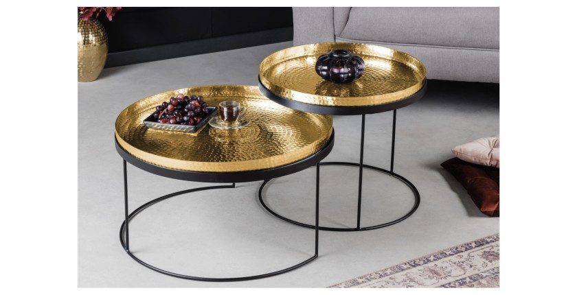 Tables basses gigognes avec plateaux amovibles VORTEX mise en situation