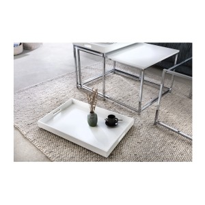 Zoom sur l'un des plateaux amovibles des tables basses gigognes blanches mat VORTEX