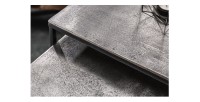 Zoom sur les tranches des plateaux des tables basses gigognes grises VORTEX