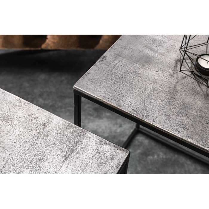 Nested lage tafels VORTEX getextureerd grijs aluminium en zwart metaal - set van 2 vierkante moderne design tafels