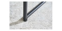 Zoom sur les pieds des tables basses gigognes grises écaillées VORTEX