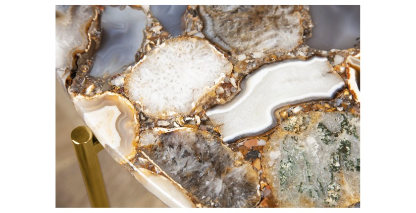 Zoom sur les détails du plateau de la table basse VINTORA en agate